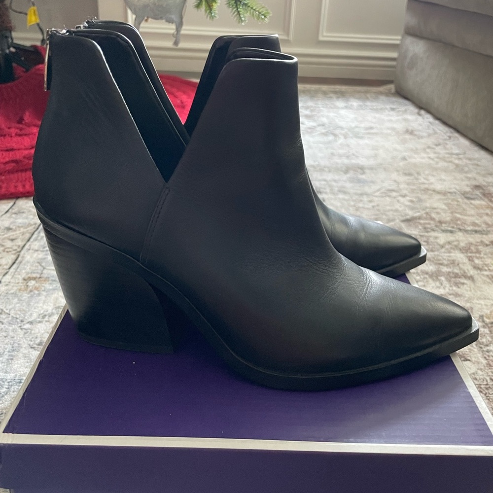 Vince Camuto Gigietta Leather Boots